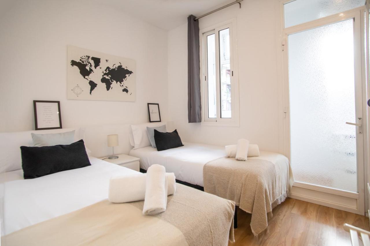 2sic1033 - Bright Flat Near Sagrada Familia Apartment